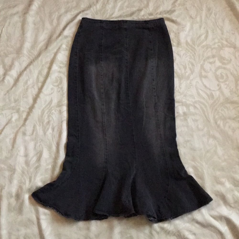 Newport News Jeanology long Denim Skirt (Mermaid)